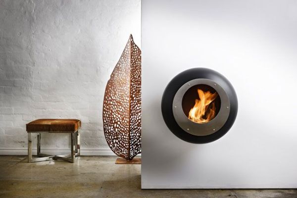 est Vellum Black de Cocoon Fires